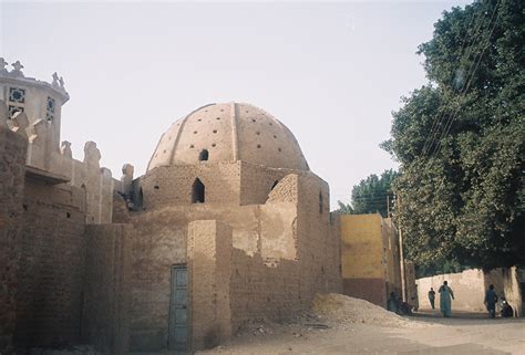 مدينة أخميم الأثرية